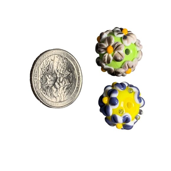 Handcrafted Lampwork Floral Glass Beads - Bright & Cheery Spring Vibe - Set of 2 - Picture 1 of 3